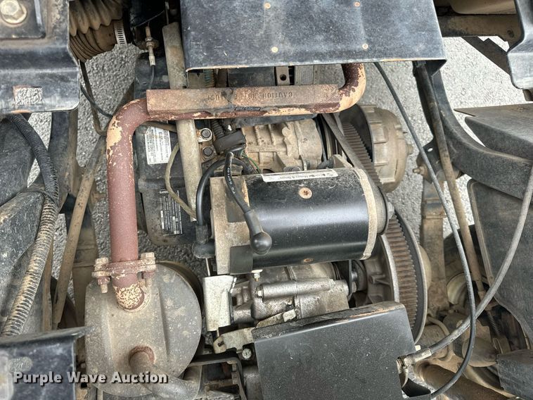 image for item EN4508 Cushman Hauler 1200 golf cart