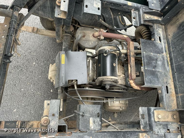 image for item EN4508 Cushman Hauler 1200 golf cart