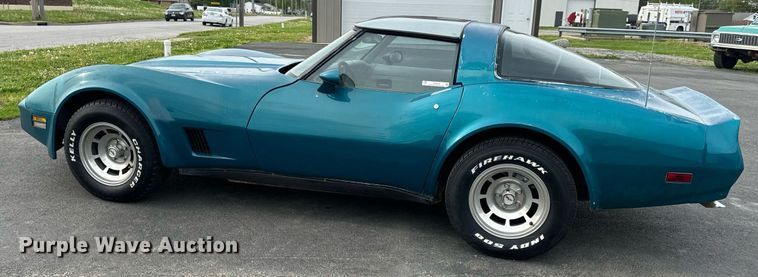 image for item EN4510 1982 Chevrolet Corvette 