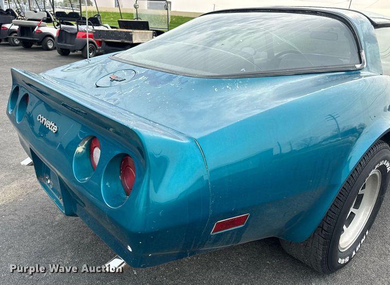 image for item EN4510 1982 Chevrolet Corvette 