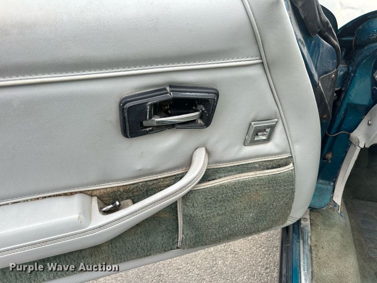 image for item EN4510 1982 Chevrolet Corvette 