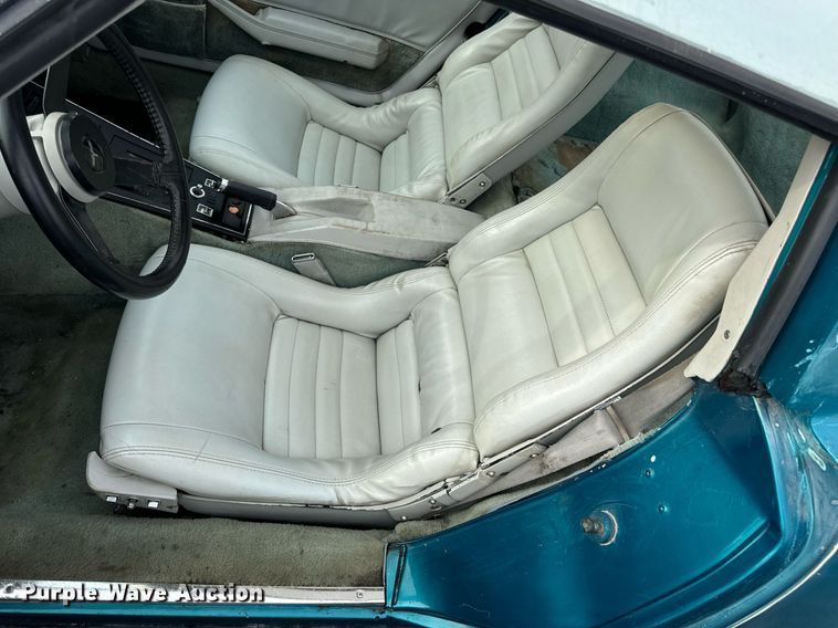 image for item EN4510 1982 Chevrolet Corvette 