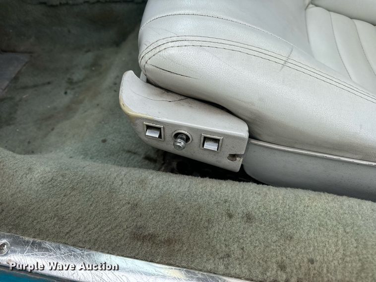 image for item EN4510 1982 Chevrolet Corvette 