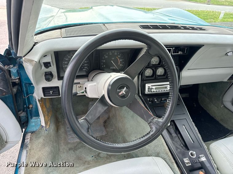 image for item EN4510 1982 Chevrolet Corvette 