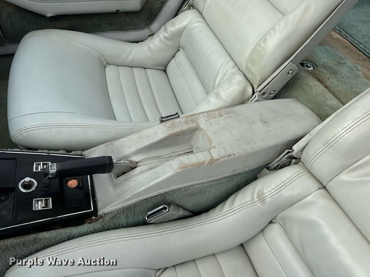 image for item EN4510 1982 Chevrolet Corvette 