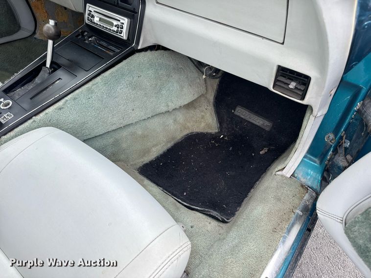 image for item EN4510 1982 Chevrolet Corvette 