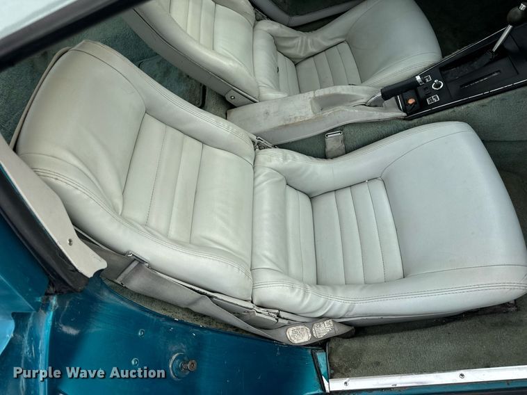 image for item EN4510 1982 Chevrolet Corvette 