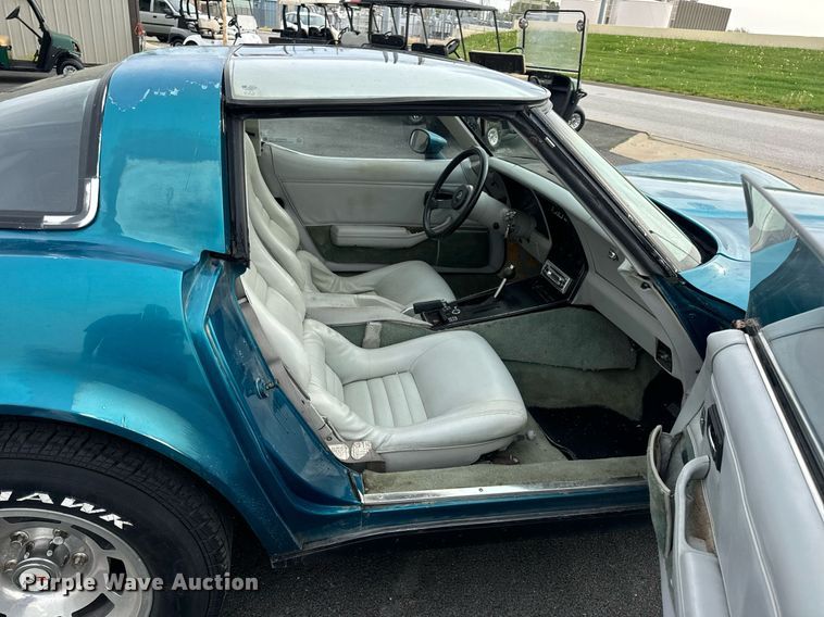 image for item EN4510 1982 Chevrolet Corvette 