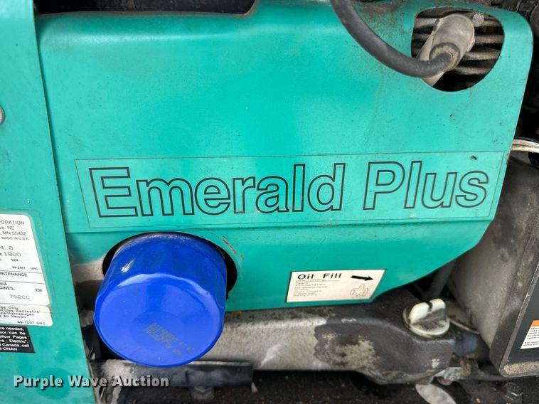 image for item EN4512 1996 Winnebago Adventure RV