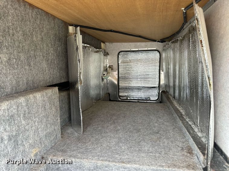 image for item EN4512 1996 Winnebago Adventure RV