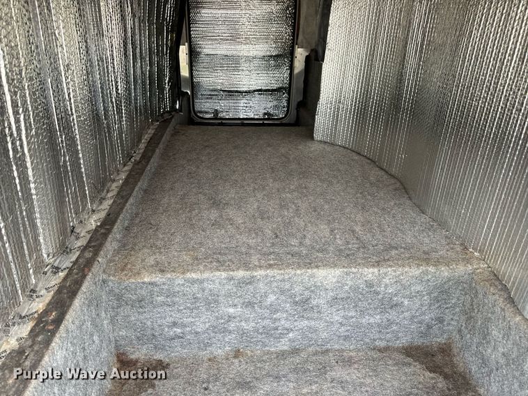 image for item EN4512 1996 Winnebago Adventure RV