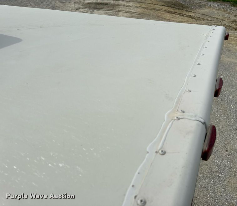 image for item EN4512 1996 Winnebago Adventure RV