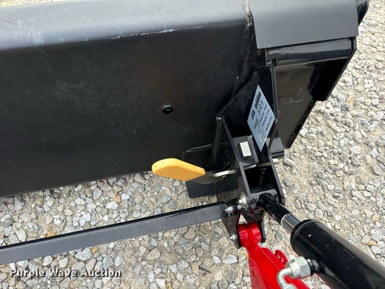 image for item EN4524 2021 Massey Ferguson GC1723 MFWD tractor