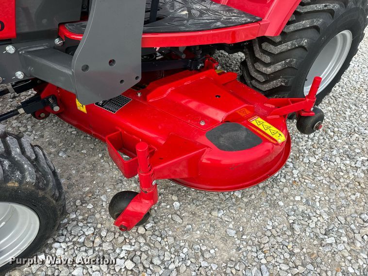 image for item EN4524 2021 Massey Ferguson GC1723 MFWD tractor