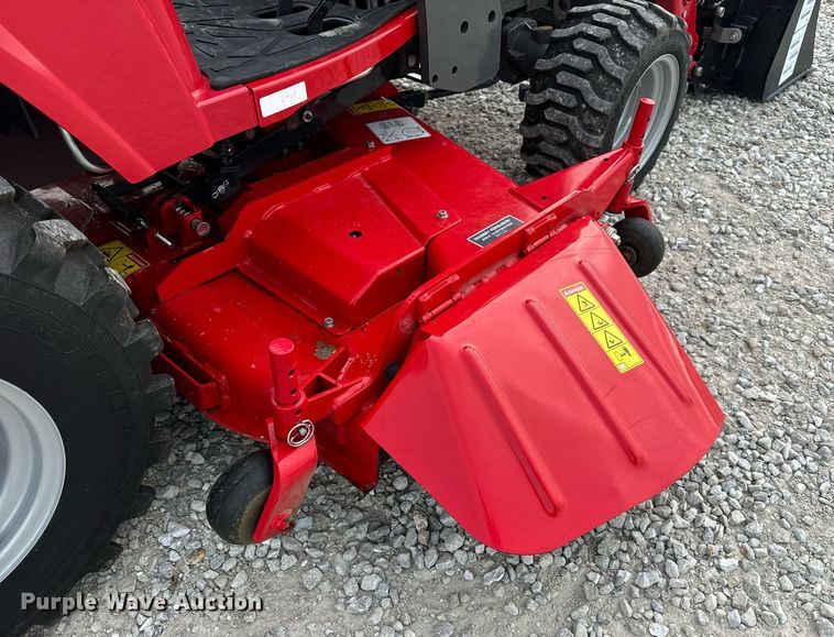 image for item EN4524 2021 Massey Ferguson GC1723 MFWD tractor