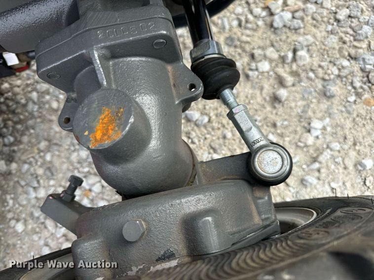 image for item EN4524 2021 Massey Ferguson GC1723 MFWD tractor