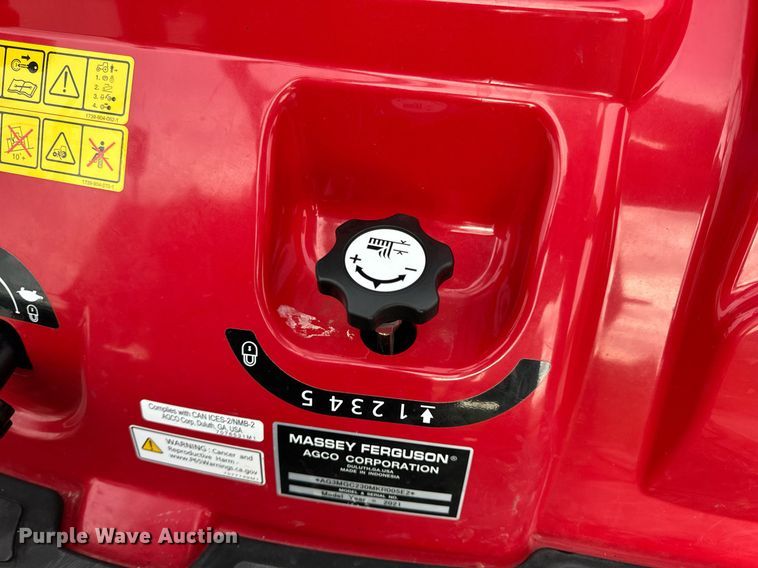 image for item EN4524 2021 Massey Ferguson GC1723 MFWD tractor