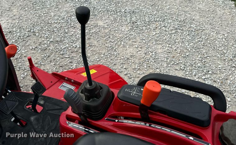 image for item EN4524 2021 Massey Ferguson GC1723 MFWD tractor