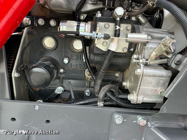 image for item EN4524 2021 Massey Ferguson GC1723 MFWD tractor