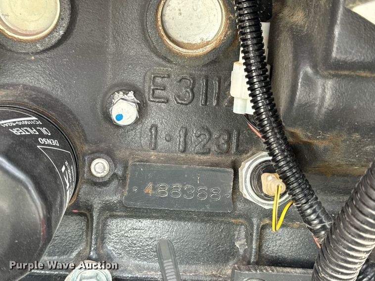 image for item EN4524 2021 Massey Ferguson GC1723 MFWD tractor