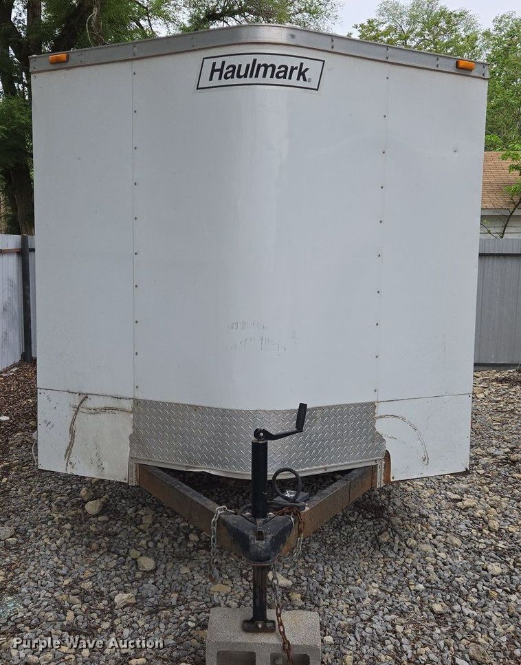 image for item EN8936 2014 Haulmark enclosed cargo trailer