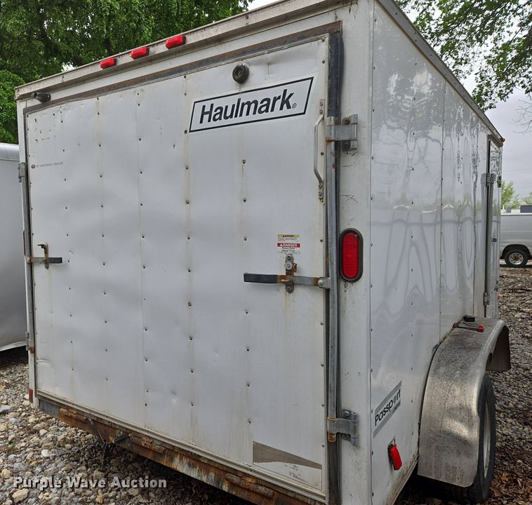 image for item EN8936 2014 Haulmark enclosed cargo trailer