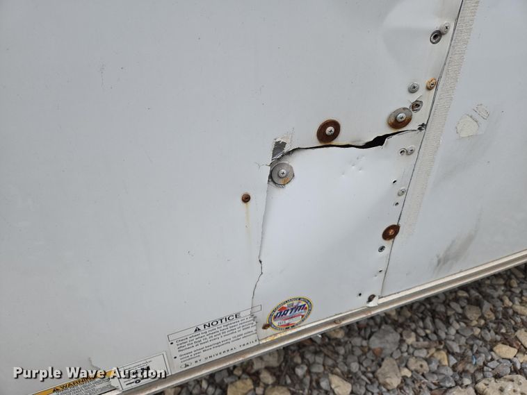 image for item EN8936 2014 Haulmark enclosed cargo trailer