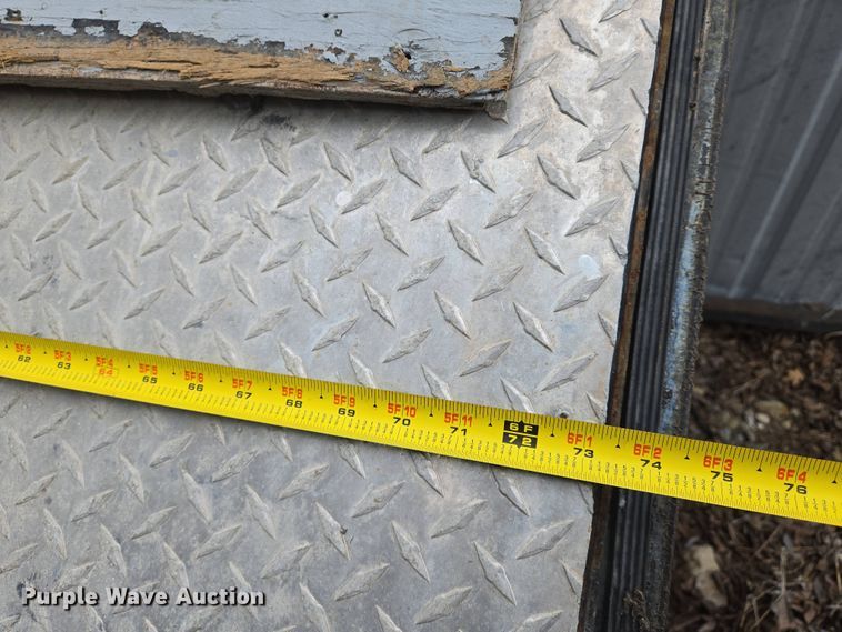 image for item EN8936 2014 Haulmark enclosed cargo trailer