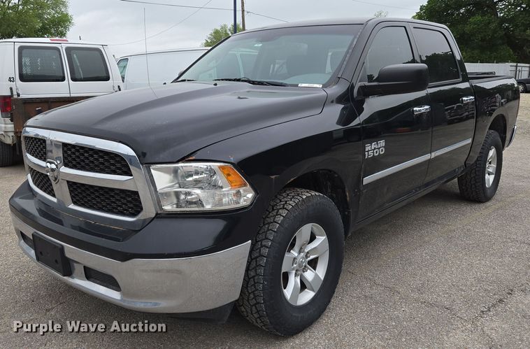 image for item EN8939 2013 Dodge Ram 1500 Crew Cab pickup truck