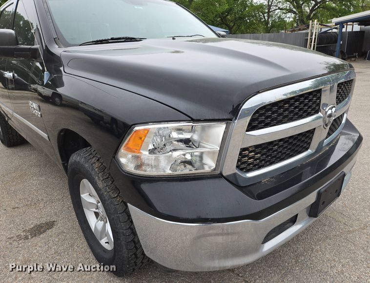 image for item EN8939 2013 Dodge Ram 1500 Crew Cab pickup truck