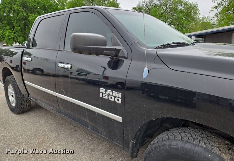 image for item EN8939 2013 Dodge Ram 1500 Crew Cab pickup truck