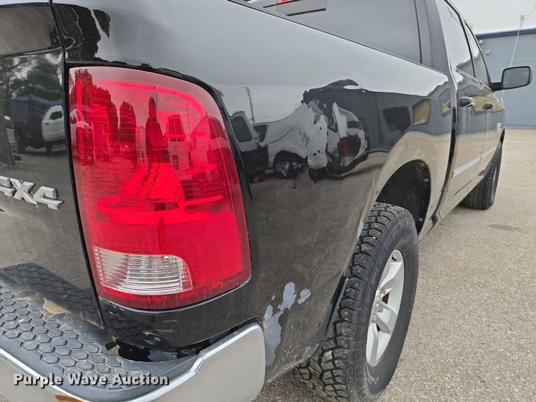 image for item EN8939 2013 Dodge Ram 1500 Crew Cab pickup truck