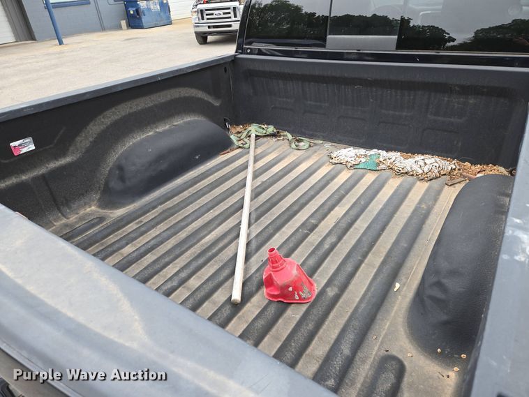 image for item EN8939 2013 Dodge Ram 1500 Crew Cab pickup truck