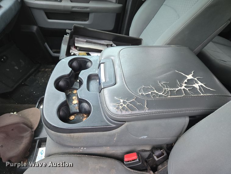 image for item EN8939 2013 Dodge Ram 1500 Crew Cab pickup truck