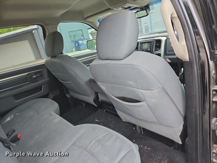 image for item EN8939 2013 Dodge Ram 1500 Crew Cab pickup truck