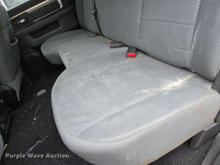 image for item EN8939 2013 Dodge Ram 1500 Crew Cab pickup truck