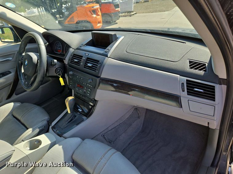image for item EO0767 2007 BMW X3 SUV