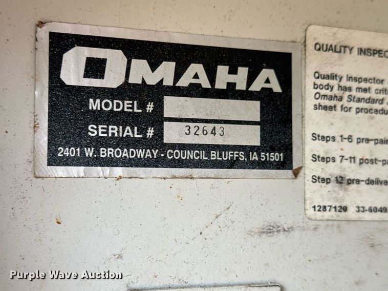 image for item EQ1232 2004 International 4300 utility / service truck