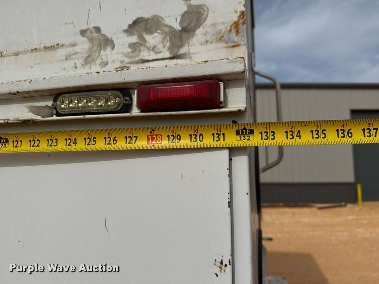 image for item EQ1232 2004 International 4300 utility / service truck