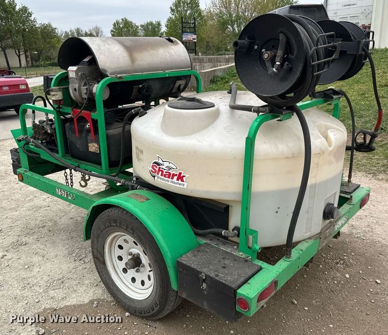 image for item EQ1351 Shark SSG-503537E/G hot pressure washer trailer