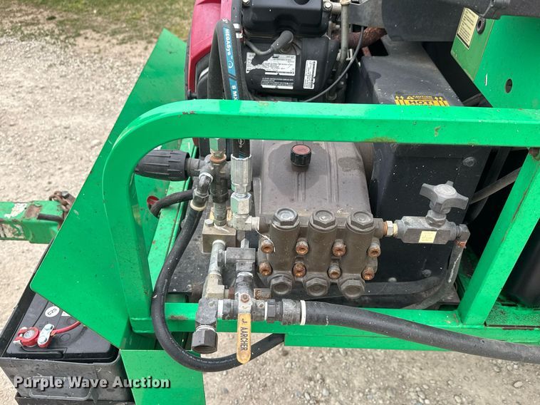 image for item EQ1351 Shark SSG-503537E/G hot pressure washer trailer