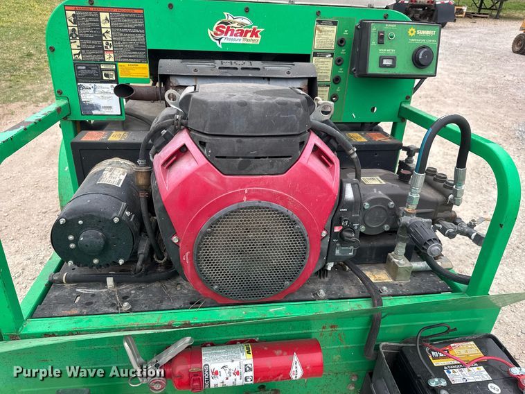 image for item EQ1351 Shark SSG-503537E/G hot pressure washer trailer