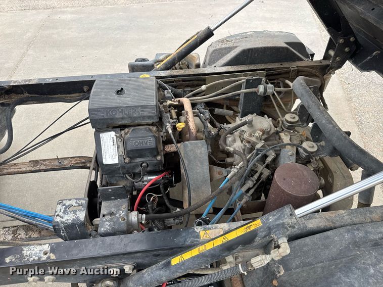 image for item EQ1352 Toro Workman HD utility vehicle