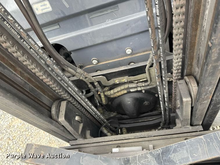 image for item EQ1353 Toyota 8FGCU20 forklift