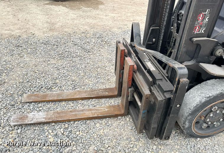 image for item EQ1353 Toyota 8FGCU20 forklift