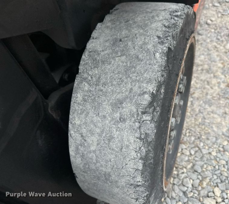 image for item EQ1353 Toyota 8FGCU20 forklift