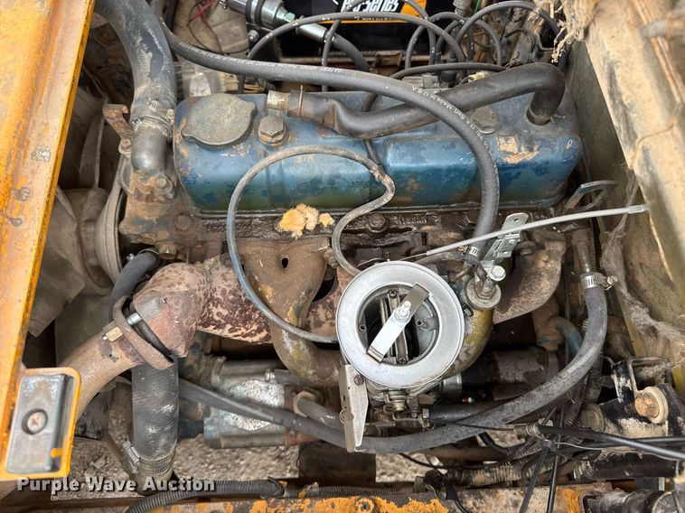 image for item EQ1355 Nissan PH02 forklift