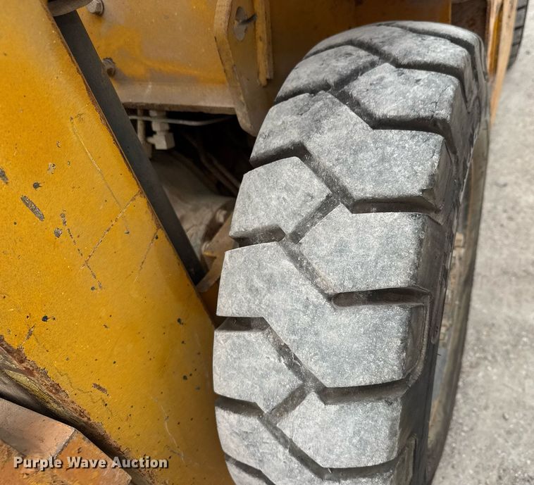 image for item EQ1355 Nissan PH02 forklift