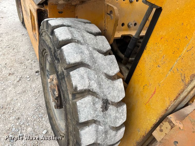 image for item EQ1355 Nissan PH02 forklift