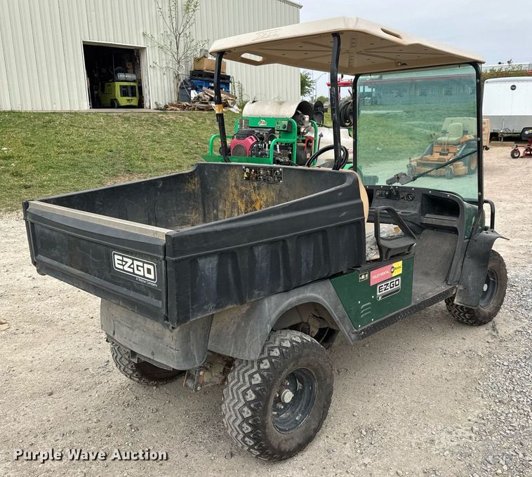 image for item EQ1356 E-Z-GO ST golf cart